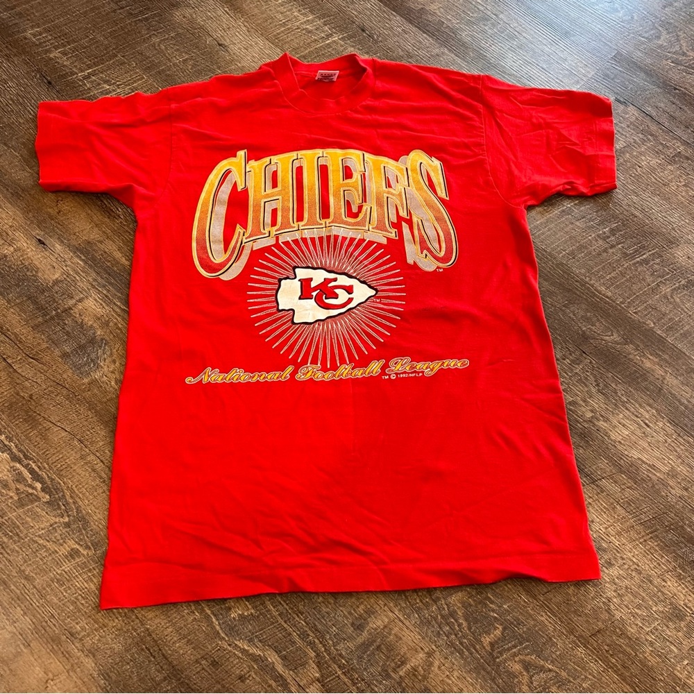 Vintage Kansas City Chiefs 1992 Red T-shirt.